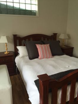 Nutgrove Beach Studio Apartment - QLD Tourism 5