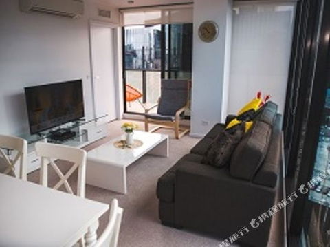 WaterFront Apartment - Queensland Tourism 2