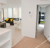 WaterFront Apartment - Queensland Tourism