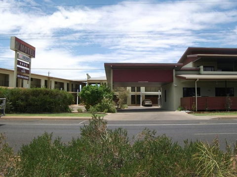 Spinifex Motel & Serviced Apartments - Queensland Tourism 2