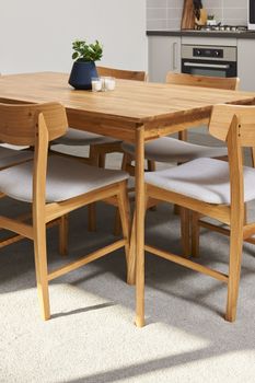 Spacious & Bright 1 Bedroom Apartment - QLD Tourism 5