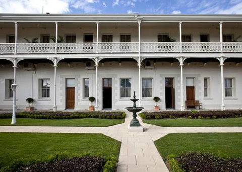 Denison Boutique Hotel, Ascend Hotel Collection - QLD Tourism 0