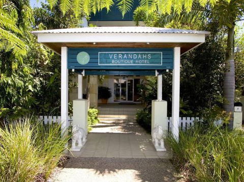 Verandahs Boutique Apartments - Queensland Tourism 1