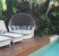 Port Douglas on Macrossan - Queensland Tourism