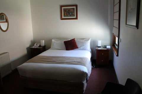 The Dormie House - On The Golf Course - Queensland Tourism 4
