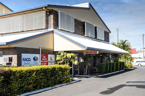 Smart Motel Bert Hinkler - QLD Tourism 0