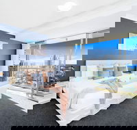 Chevron Renaissance - Q Stay - Queensland Tourism