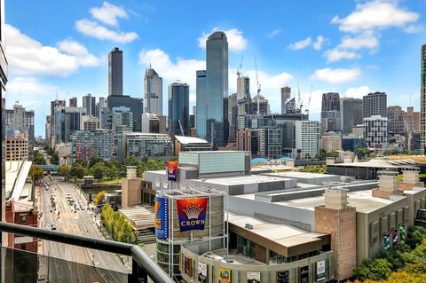 MJ Shortstay Whiteman St Apartments - QLD Tourism 6