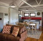 Samphire Beach House - Queensland Tourism