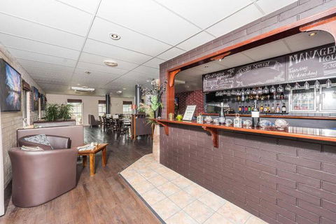 Alexandra Inn - QLD Tourism 7