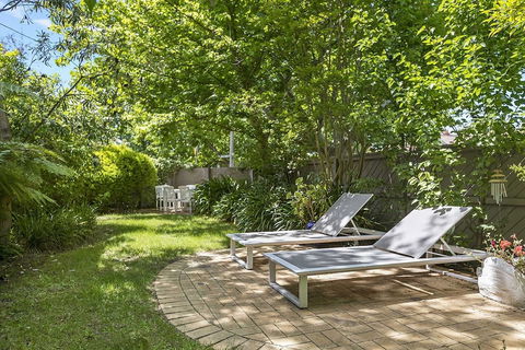 Boutique Stays - Frankie's Place - Queensland Tourism 1