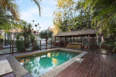 Coogee Luxury Home With Salt Water Pool & Parking - Queensland Tourism 2
