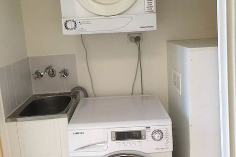Regent Place Apartments - Queensland Tourism 7