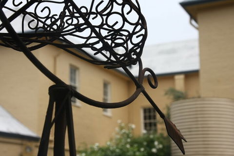 The Globe Inn - Queensland Tourism 3