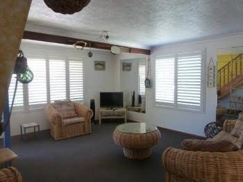 Sails Beach House Apartments Pottsville Beach - QLD Tourism 6