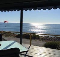 Beach Front The Wedge - Adults Only - Queensland Tourism