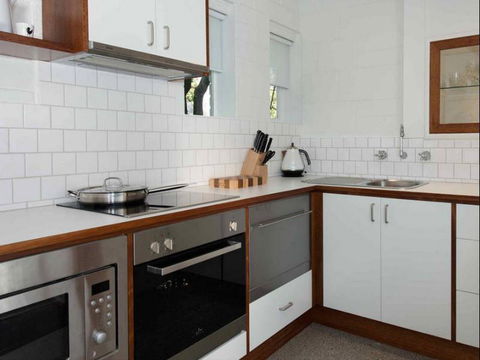 Mellowtrees Accommodation - QLD Tourism 1