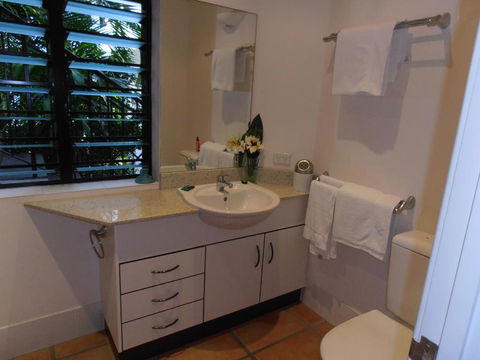 Floriana Villas - QLD Tourism 6