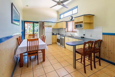 Cairns Coconut Holiday Resort - QLD Tourism 6