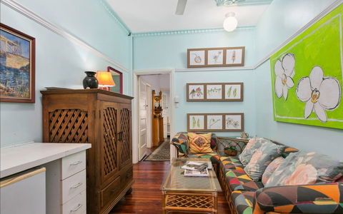 Floriana Guest House - QLD Tourism 2