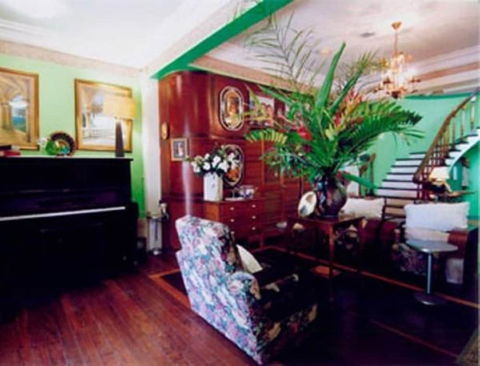Floriana Guest House - QLD Tourism 5