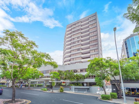 The Astor Apartments - QLD Tourism 0