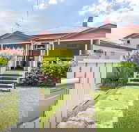 99 Kirkland Bed  Breakfast - QLD Tourism