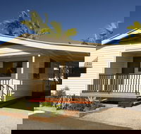 Brisbane Holiday Village - QLD Tourism