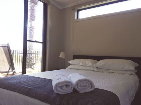 Anchorage Apartments Bermagui - QLD Tourism 6