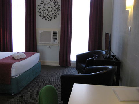 Rose City Motor Inn - QLD Tourism 5