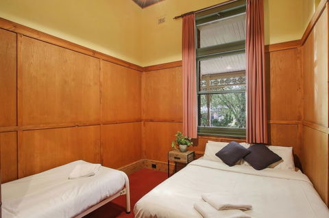 The Priory Beechworth - Queensland Tourism 4