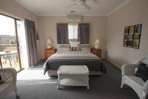 Batemans Bay Manor - QLD Tourism 5
