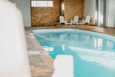 Deer Park Motor Inn - Queensland Tourism 2