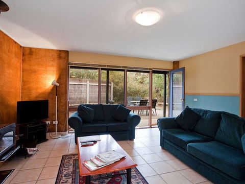 Split Point Cottages - QLD Tourism 1