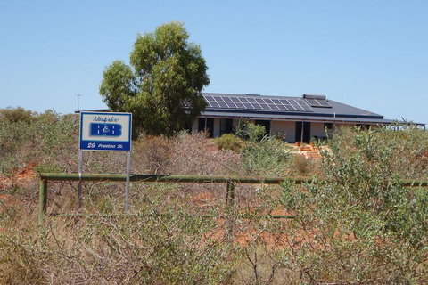 Ningaloo Bed And Breakfast - QLD Tourism 1