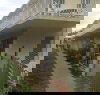 Bayshores Holiday Apartments - Queensland Tourism