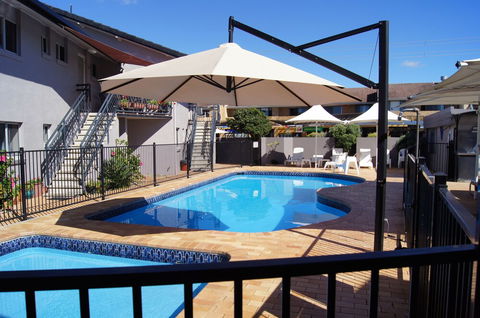 Lennox Head Beachfront Apartments - QLD Tourism 3