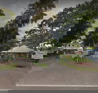Noosa Entrance Waterfront Resort - QLD Tourism