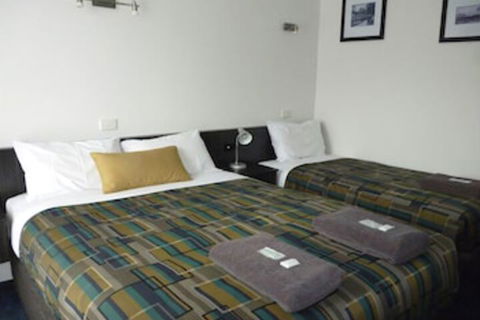 Otway Gate Motel - QLD Tourism 4