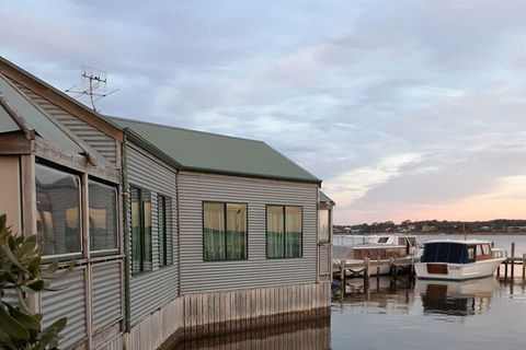 Boat Haven Studios - Queensland Tourism 3