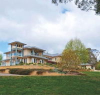 Satori Springs Country Estate - Queensland Tourism