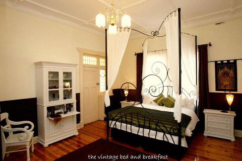The Vintage Bed & Breakfast - Queensland Tourism 1