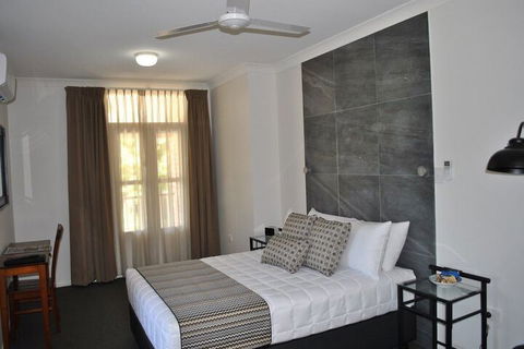 Heritage River Motor Inn - QLD Tourism 3