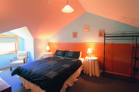 Platypus Park Country Retreat - QLD Tourism 3
