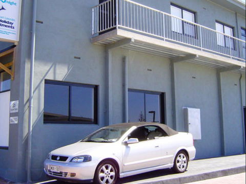 Port Lincoln Holiday Apartments - Queensland Tourism 1