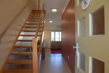 The Lakes Apartments - QLD Tourism 1