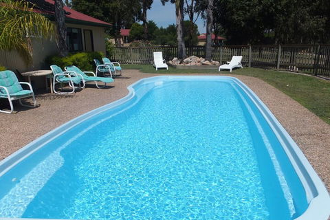 Lakes Entrance Country Cottages - Queensland Tourism 3