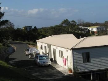 Lookout Holiday Units - Queensland Tourism 0