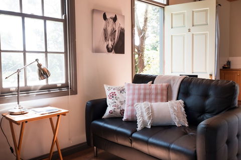 Clonmara Country House & Cottages - QLD Tourism 6