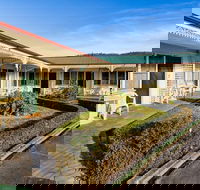 Wintersun Gardens Motel - Queensland Tourism